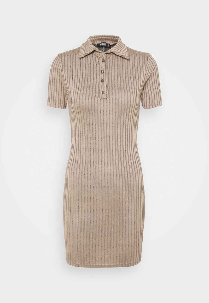 Ribbad beige poloklänning med korta ärmar, knappslå fram och krage. Tight design med ett texturerat, stickat material.