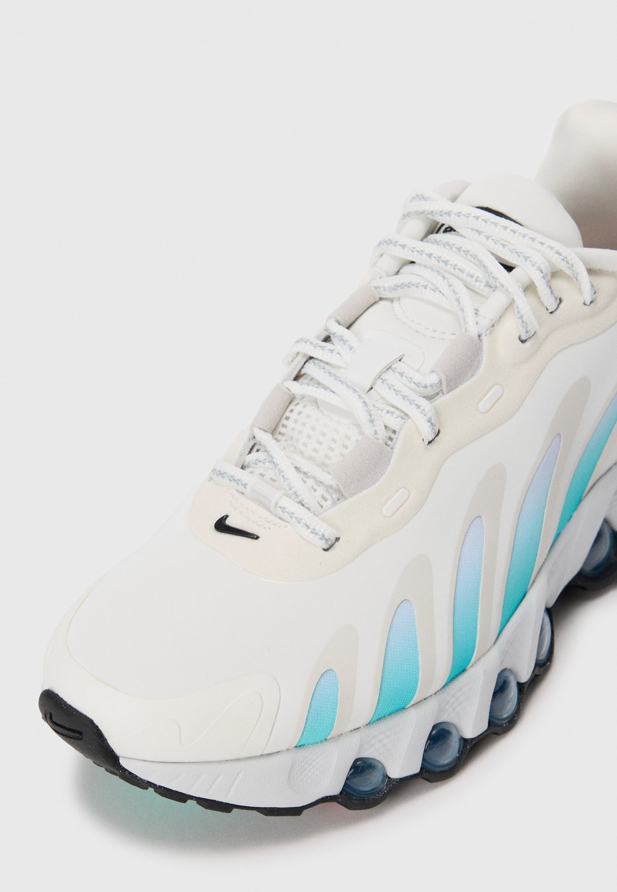 AIR MAX DN8