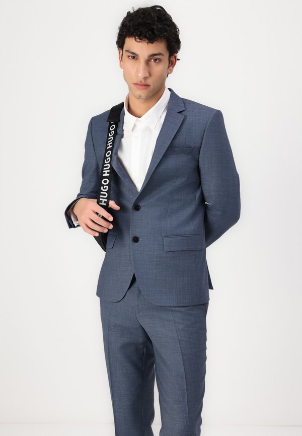 HENRY GETLIN - Suit3