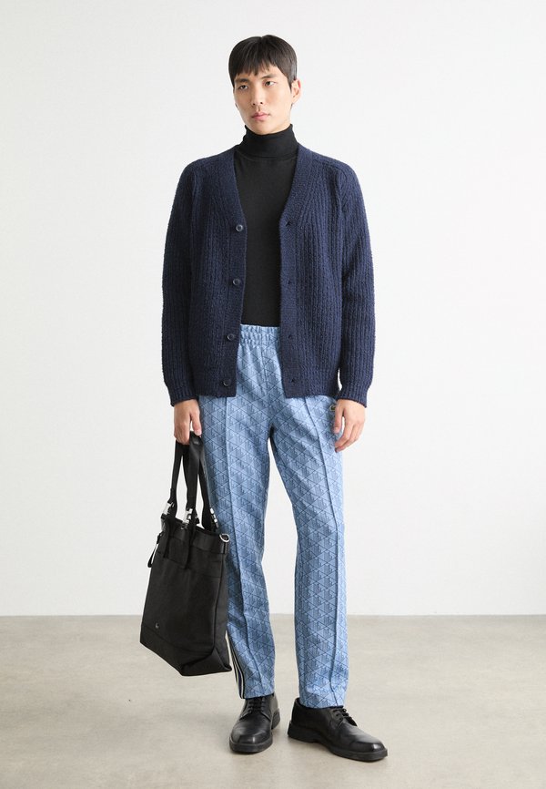 Tracksuit bottoms - rill globe3