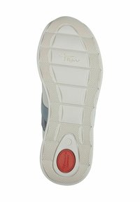 Suola di una sneaker realizzata in materiale gommoso bianco, superficie testurizzata, scanalature orizzontali e un accento rosso etichettato "COMFORT." Presenta un indicatore di taglia.