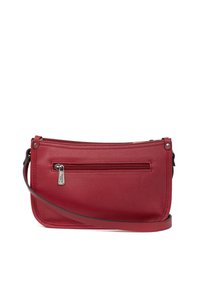 Borsa a tracolla rossa in pelle con finitura texturizzata, dotata di una tasca con zip frontale e di una tracolla sottile. Forma rettangolare compatta.