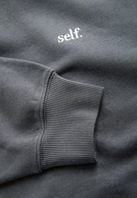 Valimata, charcoal grey