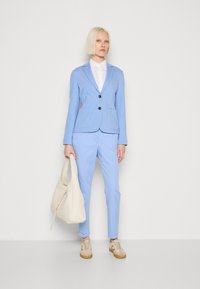 BOSS JONALAHRA - Bleizeris - bright blue