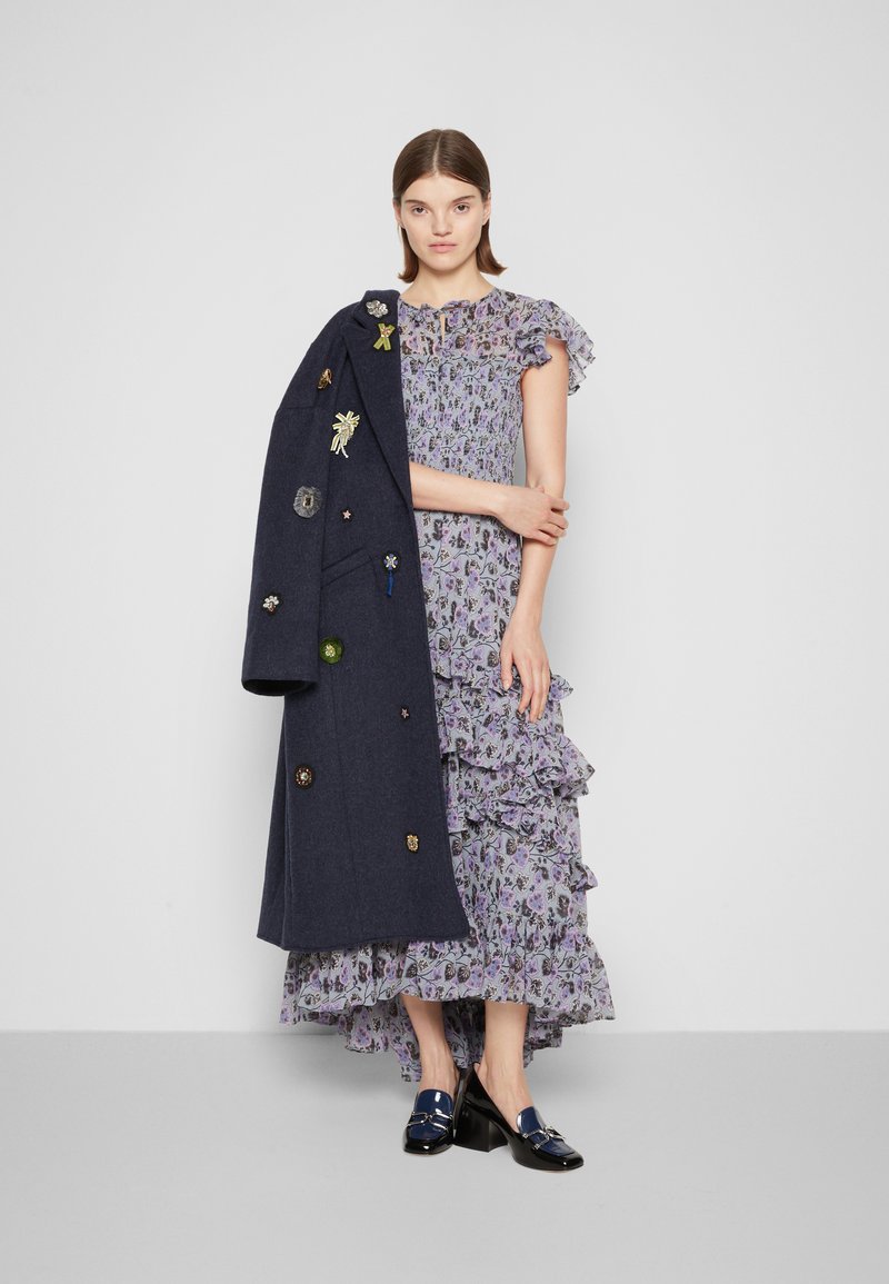 Damen Bekleidung | Cinq à Sept ROBBIE DRESS Ballkleid morning fog multi/lila - HT86330 Damen Bekleidung | Cinq à Sept ROBBIE DRESS Ballkleid morning fog multi/lila - HT86330
