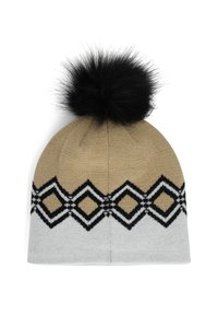 Gehaakte beanie in beige en grijs met een zwarte pompon; heeft een geometrisch zwart-wit ruitpatroon rondom de band.