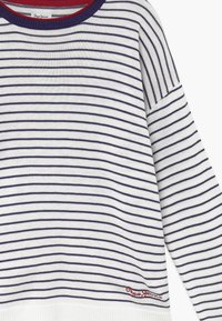 Pepe Jeans JANESSI - Stickad tröja - white
