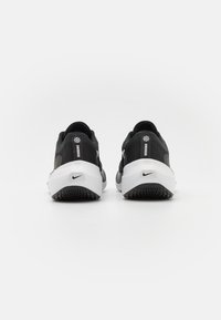 Nike Performance ZOOM FLY 5 - Zapatillas running asfalto - black/white