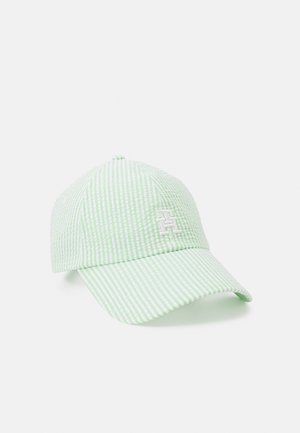 Casquette de baseball à rayures vert clair et blanc avec visière courbée et logo blanc brodé sur le panneau avant.