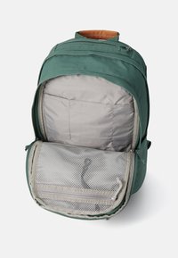 Fjällräven RÄVEN 20 UNISEX - Hátizsák - deep patina