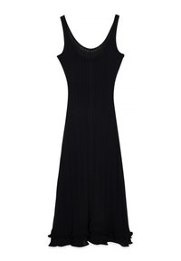 Schwarzes ribbeltes Kleid mit einem taillierten Oberteil, rundem Ausschnitt und weit auslaufendem Saum, der am Boden mit einem Rüschensaum verziert ist. Einfaches und minimalistisches Design.