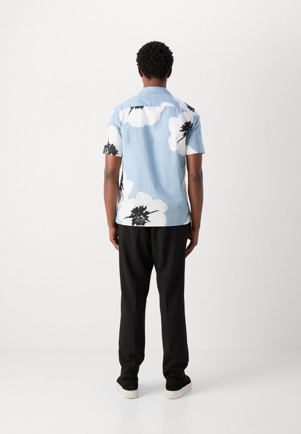 REGULAR STRAIGHT FIT  - Shirt - sky2