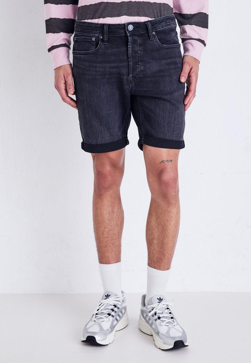 Jack & Jones JJIRICK JJORIGINAL - Shorts di jeans - black denim