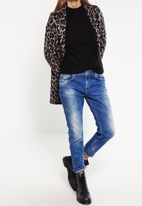 LTB Džíny Relaxed Fit - blue denim