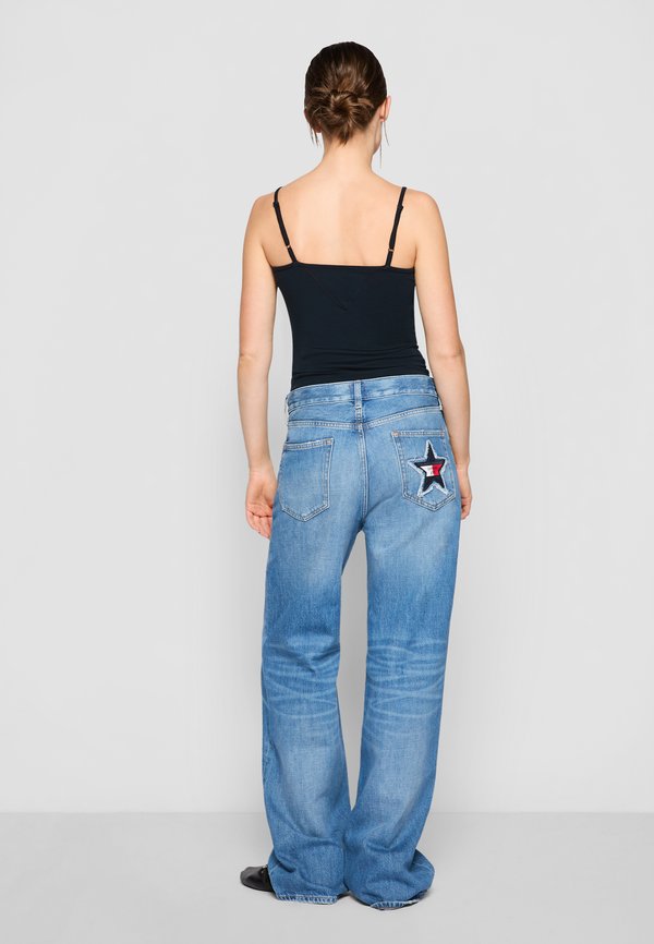 EXCLUSIVE TOMMY GIRL STAR CAMI - Top - desert sky2