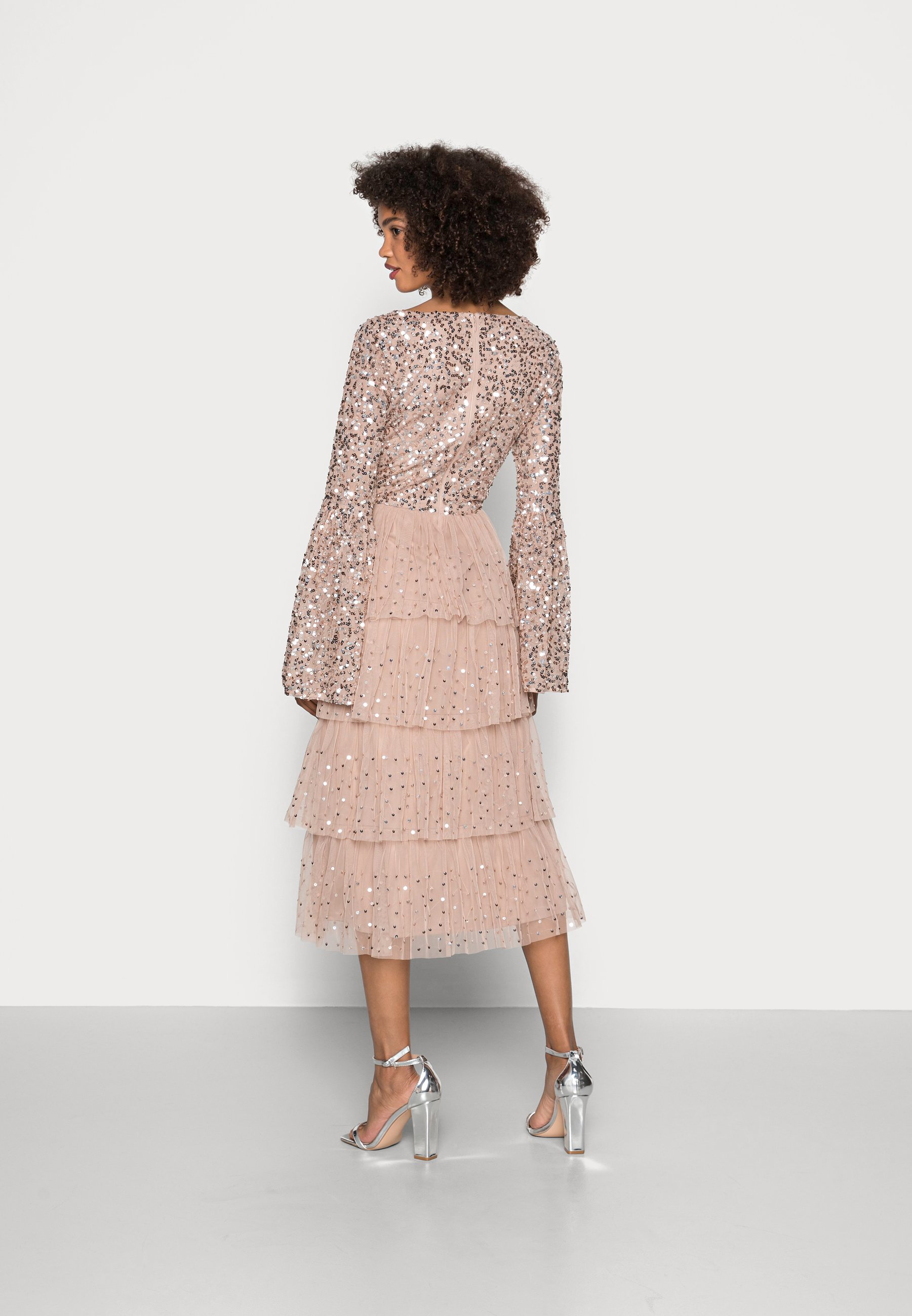Maya Deluxe BELL SLEEVE TIERED 