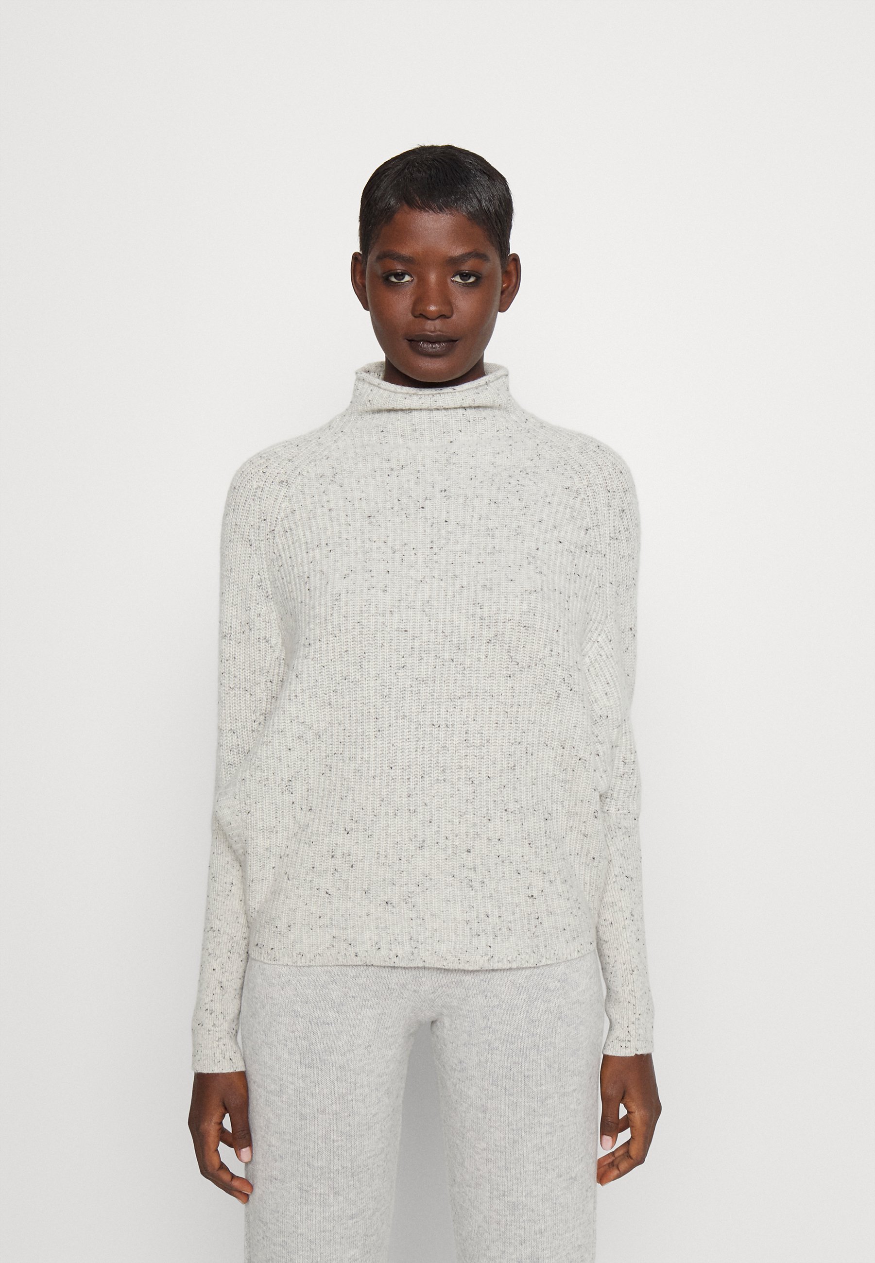 Club Monaco EMMA Jumper Grey Donegal light Grey Zalando ie Club Monaco EMMA Jumper Grey Donegal light Grey Zalando ie