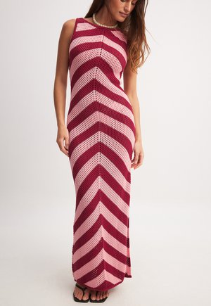 Jumper dress - red pink