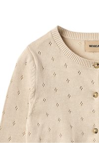Strikket cardigan i lys beige med rund halsudskæring, dekorativ diamantmønster og guldfarvede knapper fortil.