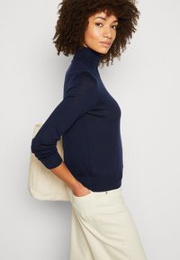 Marks & Spencer ROLL NECK - Trui - navy