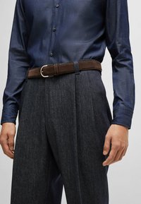 BOSS Bälte - dark brown three