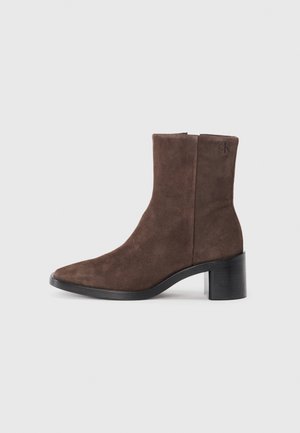 SUE - Ankelstøvler - chocolate brown