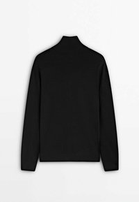 Maglione nero a maniche lunghe con collo a imbuto, caratterizzato da una trama a coste, dallo silhouette aderente e privo di hardware o dettagli visibili.