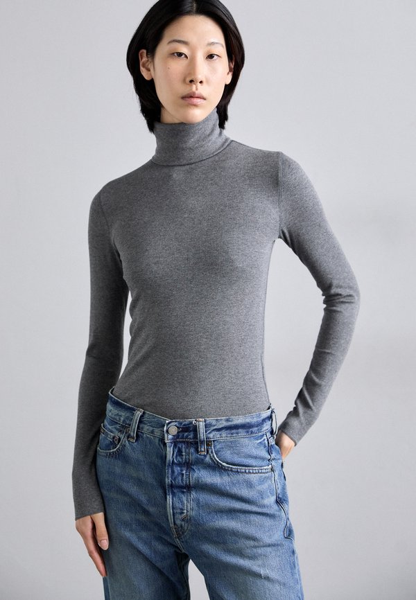 Long sleeved top - medium flannel heather2