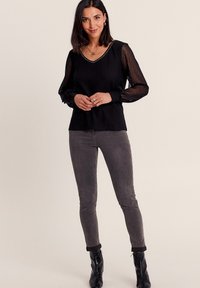 Breal MIT LANGEN ÄRMELN - Camicetta - noir