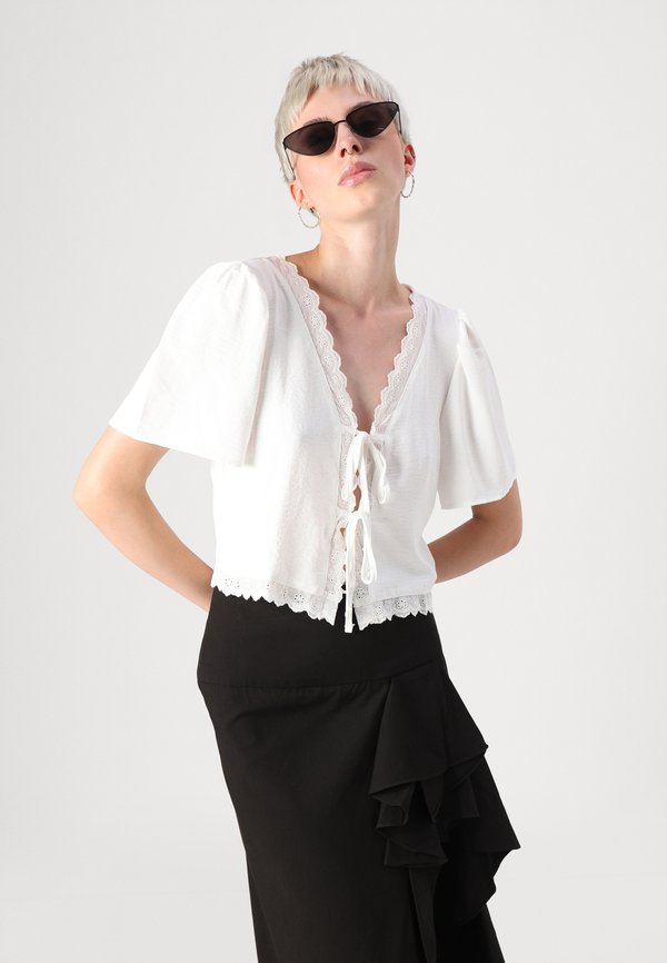 JDYLION LIFE STRING - Blouse - cloud dancer2