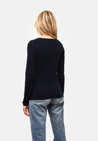 Just Cashmere VIVIAN granatowy