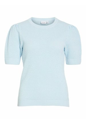 Lys blå strikket genser med korte puffermer, rund hals, ribbestrikkede mansjetter og kant, med et strukturert, jevnt mønster over hele.