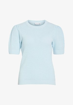 Lys blå strikket genser med korte puffermer, rund hals, ribbestrikkede mansjetter og kant, med et strukturert, jevnt mønster over hele.