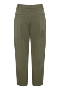 Pantalon vert olive avec une coupe droite, featuring deux poches arrière et un tissu lisse légèrement texturé.
