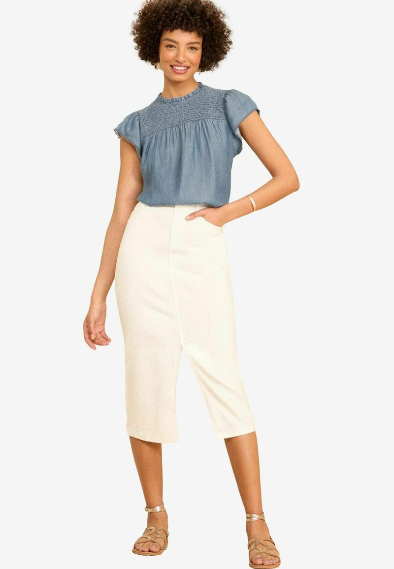 Love & Roses FLUTTER SLEEVE SHELL - REGULAR FIT - Bluse - blue chambray