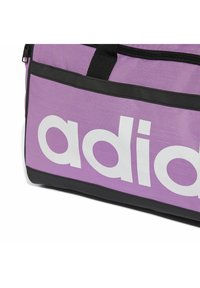 adidas Performance ESSENTIALS LINEAR DUFFEL - Bolsa de deporte - lightlilac