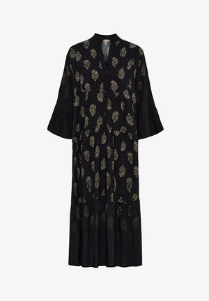 Lang sort kjole med knaplukning foran, flæseærmer og lagdelt kant. Har et blomstermønster i dæmpede farver. Letvægtsstof.