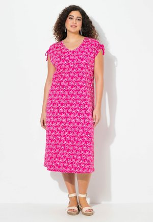 Vestido midi con estampado floral en tonos rosas, con mangas cortas y detalles de lazo. Fabricado en una tela ligera, cuenta con un corte holgado y escote en V.