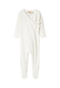 Vit ribbad bodysuit med långärm, omslagdesign, sidoknyt och tryckknappar längs ett ben. Mjukt tyg som passar spädbarn.