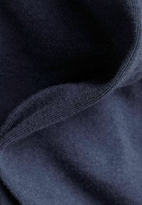 Thumbnail Image 6