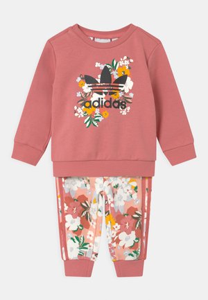 SET HER LONDON ALL OVER PRINT ORIGINALS TRACKSUIT - Trainingsbroek - hazy rose/multicolor/black