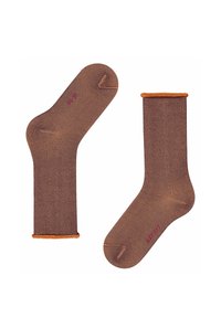 Chaussettes en maille marron avec des poignets orange, présentant une texture lisse et un logo rose contrastant sur le côté. Forme standard avec un bout renforcé.