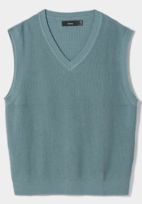 Sweter bez rękawów z dekoltem w serek w jasnym odcieniu teal z teksturowanym, prążkowanym splotem. Posiada standardowy dół oraz gładkie wykończenie przy szyi.