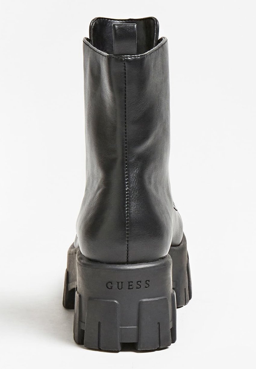 Guess Sneakers Vice Uomo Nero FM5VICLEA12-BLKWH-Black-White-E22