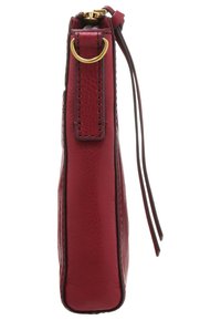 Verticale rodeleren handtas met een gestructureerde afwerking, uitgerust met een gouden hardware accent en een zijrits, ontworpen voor een slanke silhouet.