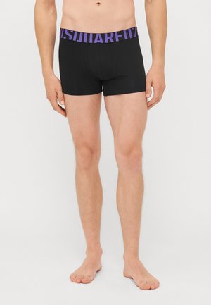 Schwarze Boxer-Brief mit einem lila elastischen Bund, auf dem "SQUARE" in großen Buchstaben geschrieben steht. Weicher Stoff mit passgenauer Passform und kurzen Beinen.