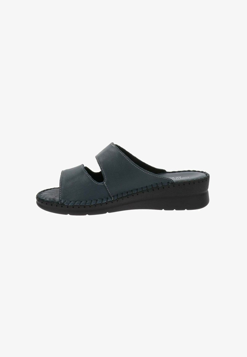 Sandale à glissière en cuir bleu foncé avec deux lanières découpées, une semelle intérieure texturée et un accent cousu le long de la semelle. Talon en wedge bas.