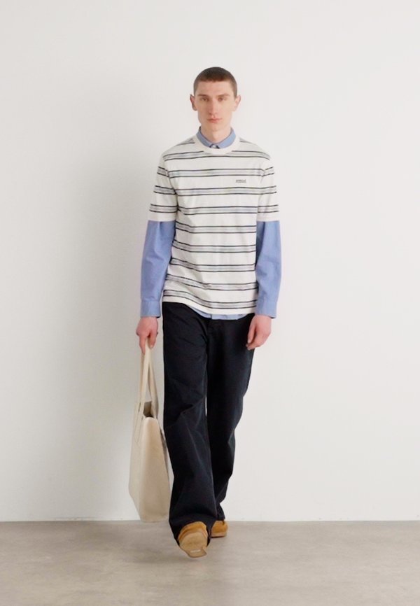 UPHAM STRIPE - Print T-shirt2