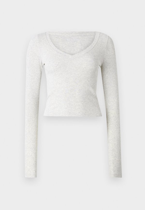 Long-Sleeve V-Neck Top - Long sleeved top2