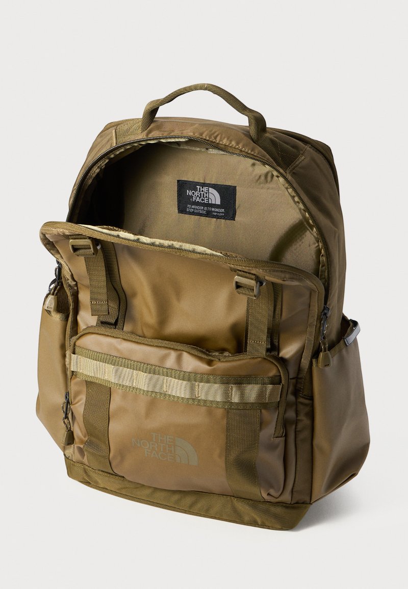 north face backpack under $90 The - Base Camp Voyager Daypack Additional features include two BF25 30% ae-pic-a1.aliexpress-media.com/kf/S158b9a804482417... Color:02-1 Purple